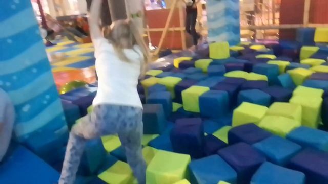 Ходили с девочками в Фанкитаун