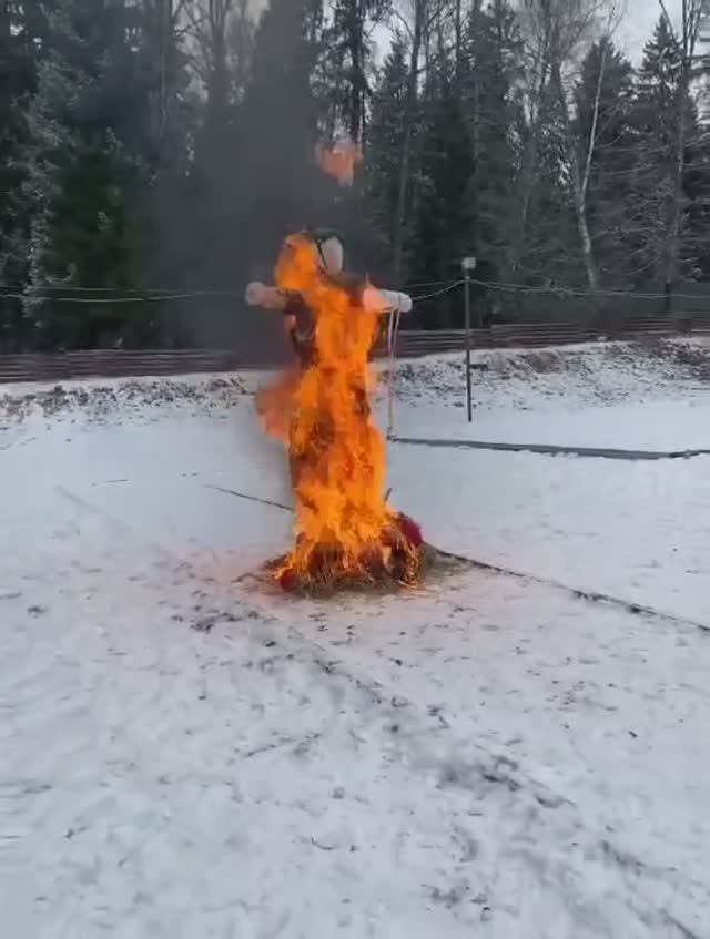 Сжигаем масленицу в ЯХОНТАХ