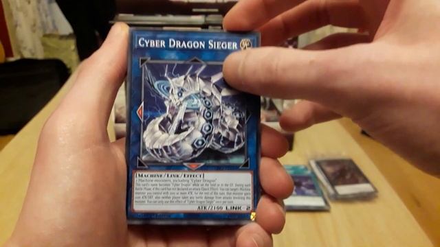 Yu-Gi-Oh! Opening 8 Boxes of Legendary Duelists: Season 2!