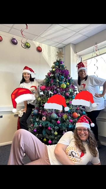 Christmas hat pause game #shorts #christmasfun