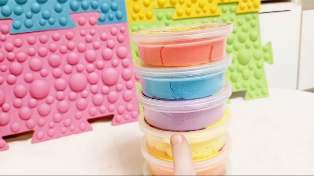 играем с кинетическим песком!