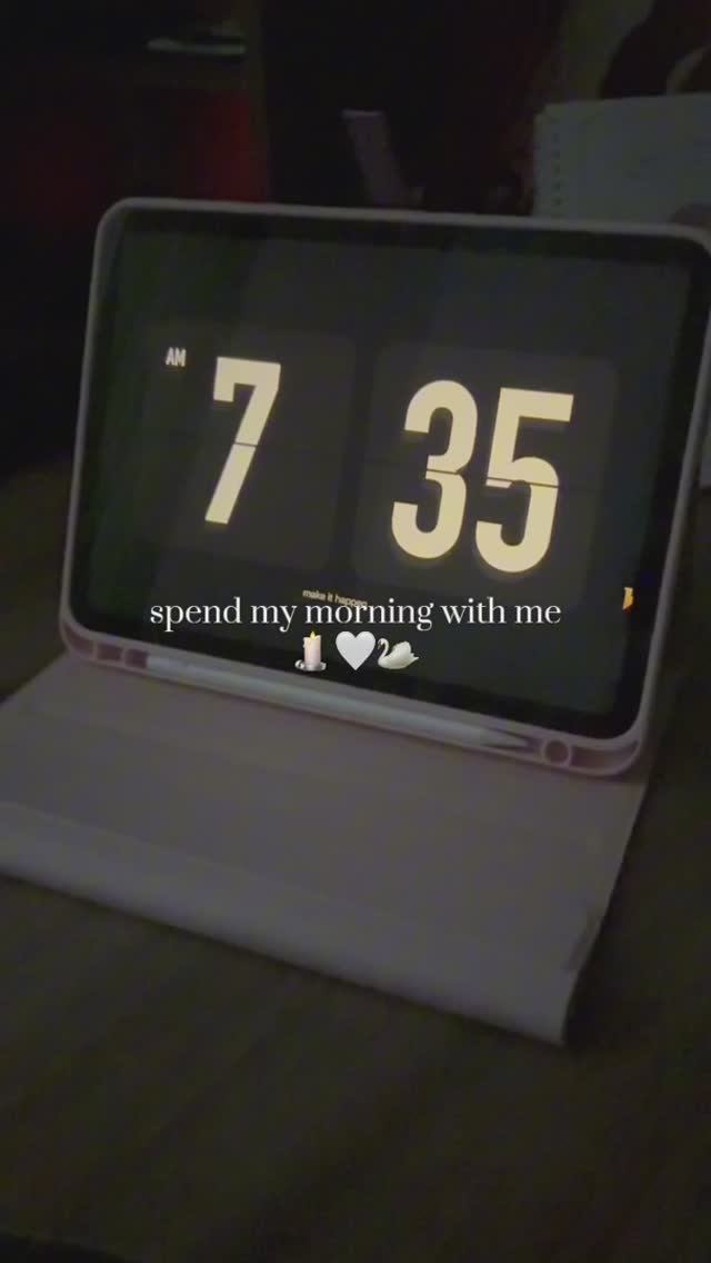Slow morning routine🕯️🤍🦢