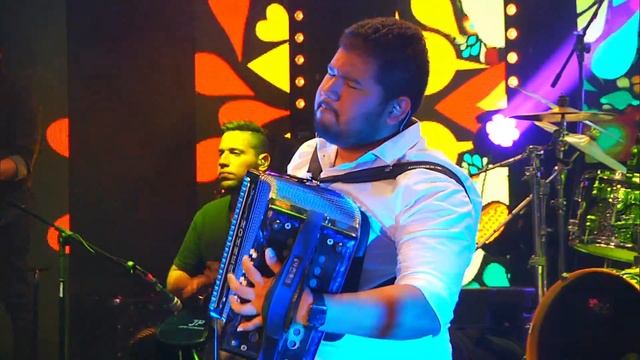 PONCHO|KAIRUZ-MEDLEY DIOMEDES DIAZ -SIN SABER QUE ME ESPERAS - ILUSIONES (STREAMING LIVE CONCERT)