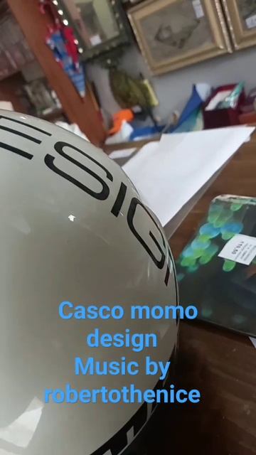 casco momo design