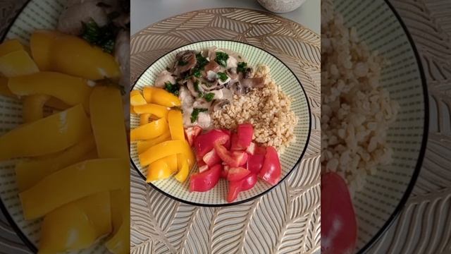 1000176148.mp4.  МЯСО С ГРИБАМИ НА ОБЕД.ОТБИВНАЯ НА УЖИН.#ешьистройней#полезно#вкусно#быстро#