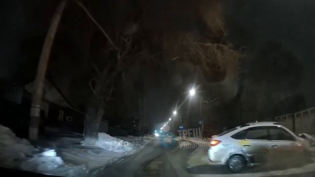 ❗️ Жесткое столкновение на Урицкого  Судя по кадрам