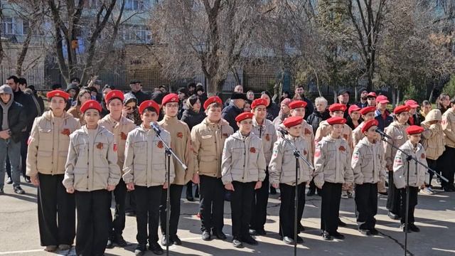 присвоения СОШ/1 имени Героя России Абраменко Михаила Владимировича, и открытия мемориально .