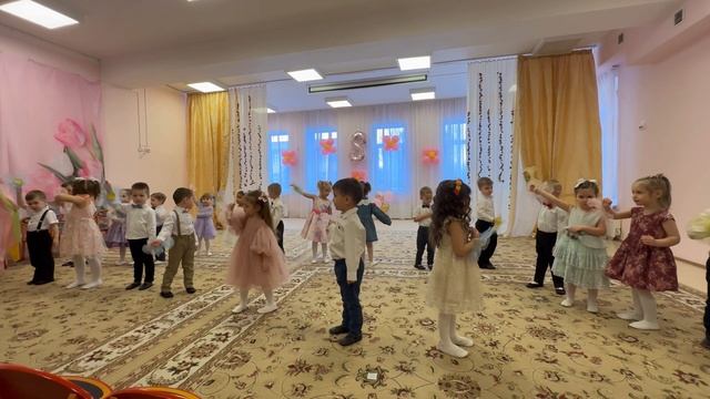Утренник 8 марта 2025г