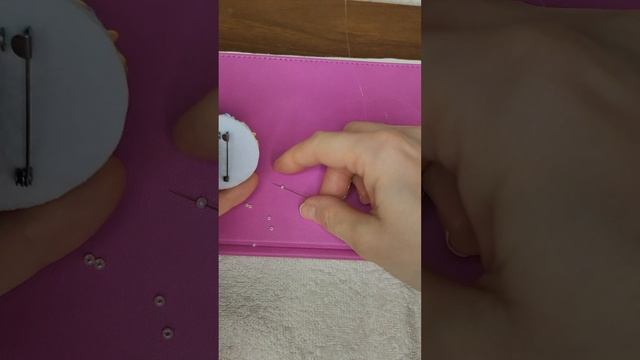 Как обработать край броши