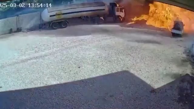 ушел на сверх звуковой