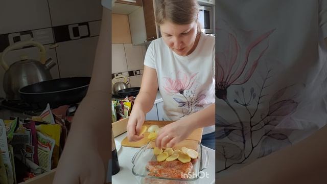 Готовлю мужу обед на работу