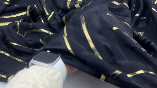 Шёлк  чёрного цвета с люрексом 46595