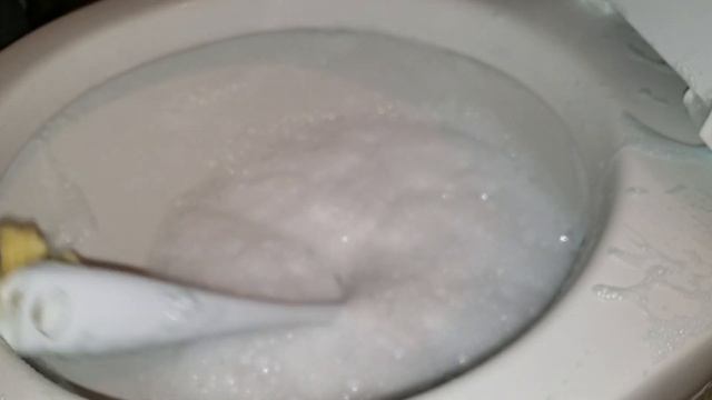 Enjoy this toilet cleaning guys 😘👌