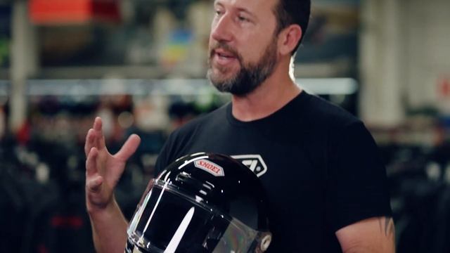 Shoei Glamster Helmet - AMX Product Insights with Riana Crehan