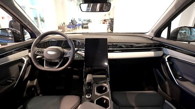 Geely Atlas. Unbounded Black / Черный металлик.