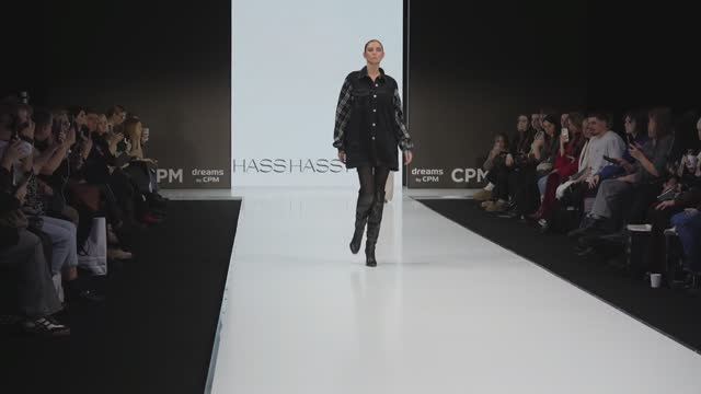 Бренд «HASS». Показ коллекции женской одежды на выставке CPM