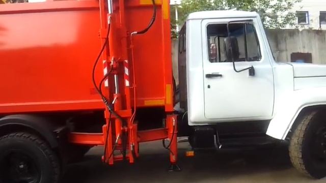 мусоровоз КОММАШ КО 440-2 (2013)