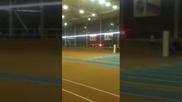 Димка бежит 400 м