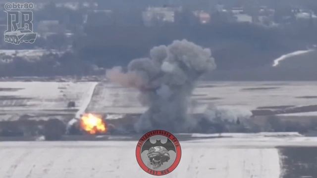 ВКС РФ наносят удары ФАБ-500 с УМПК по позициям 32 омбр ВСУ на Покровском направлении