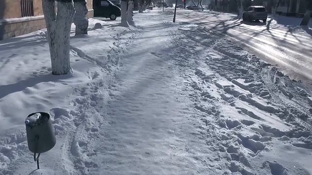 Уборка снега в Павлодаре