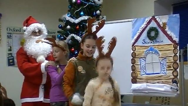 Christmas chant ( Santa Claus and his reindeer)
