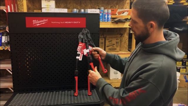 Dave The Tool Guy- Milwaukee 14" & 24" Adaptable Bolt Cutters with Powermove