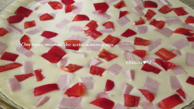 Наливная пицца со свининой и сладким перцем
