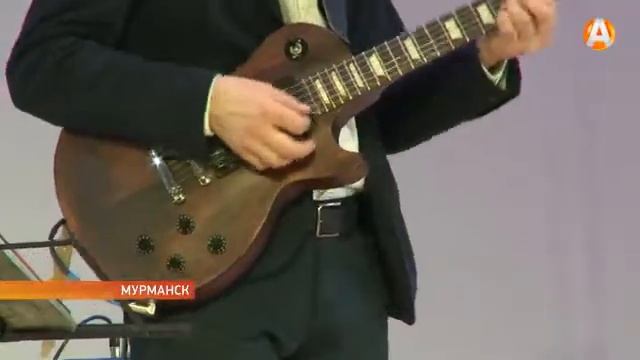 Гитара, орган и барабаны...