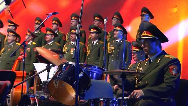 L Italiano  Toto Cutugno  + Alexandrov Ensemble 2013