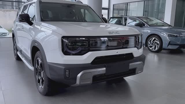 BAIC BJ30E 2025 - Интерьер и Экстерьер