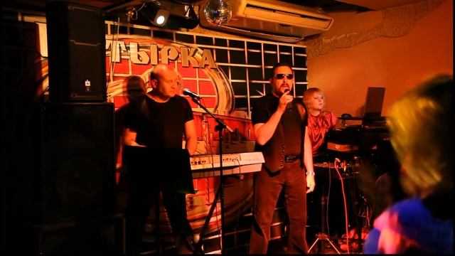 8 Группа Бутырка в трактире Бутырка май 2012.mp4