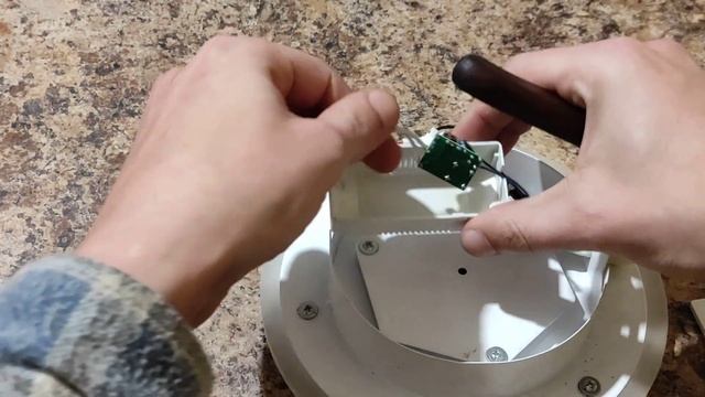 Светодиодный светильник люстра стоит ли покупать