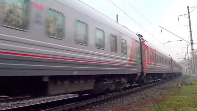 ЧС7-135 с поездом №16 "Москва – Екатеринбург"