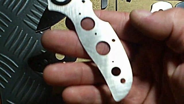 Spyderco Sage 4 dismantled - шайбы есть!