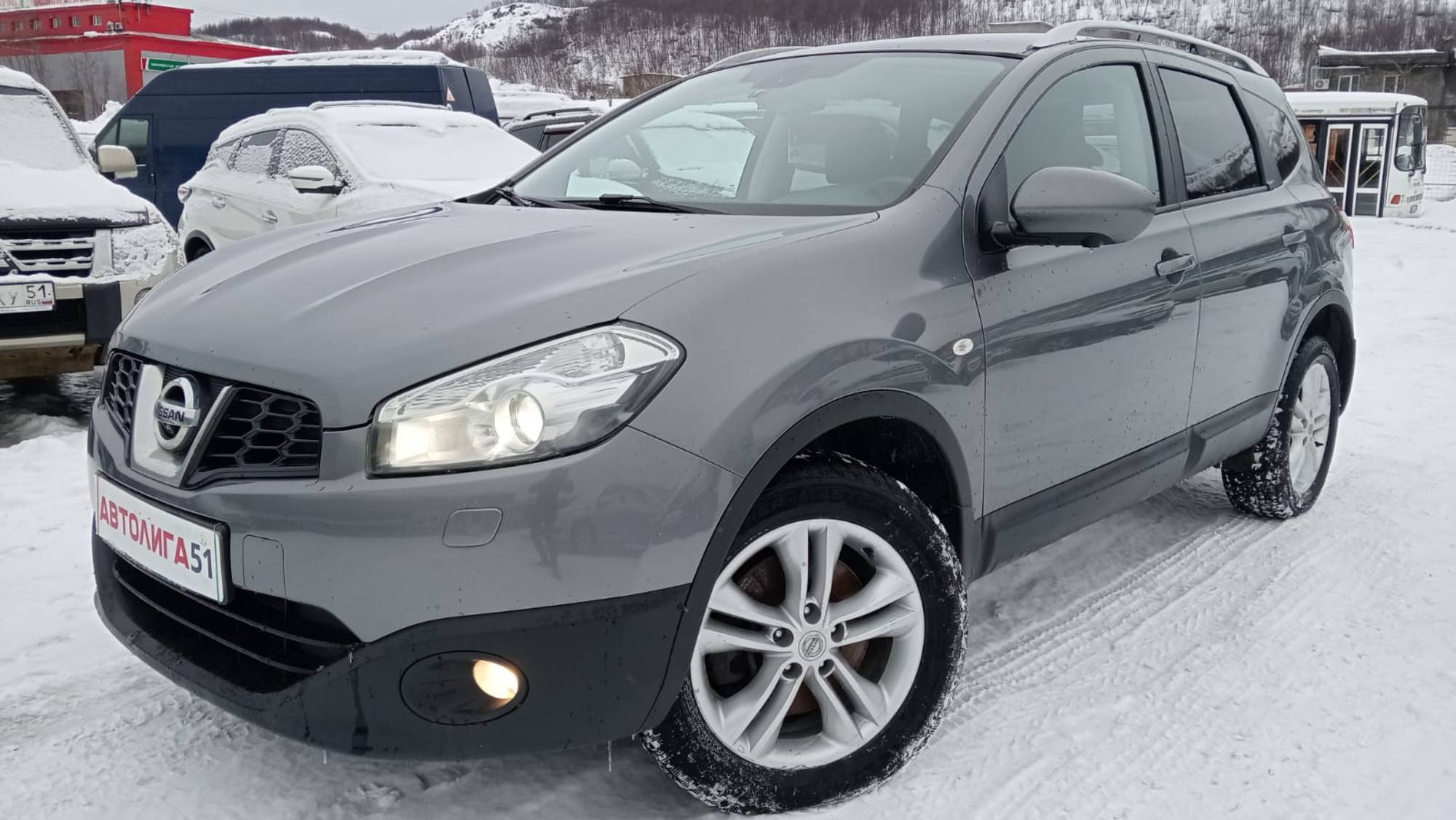 Nissan Qashqai+2  2.0 4WD CVT (141 л.с.), 2013 год