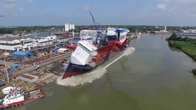 Спуск кораблей на воду, опасный момент