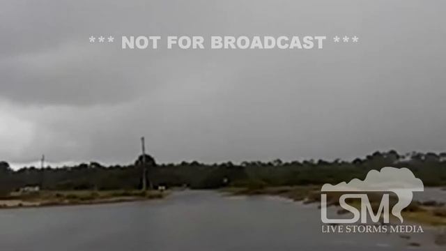 8/18/14 Panama City, FL; Lightning Bolt Strikes Pole *Joseph Mandeville HD*