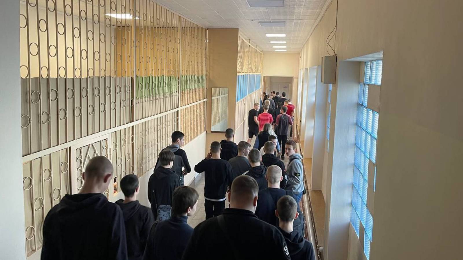 В Днепрорудненском ПТУ состоялась учебно-тренировочная эвакуация.