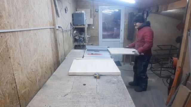 Создание не обычного придиванного стола \ creating a cool sofa table