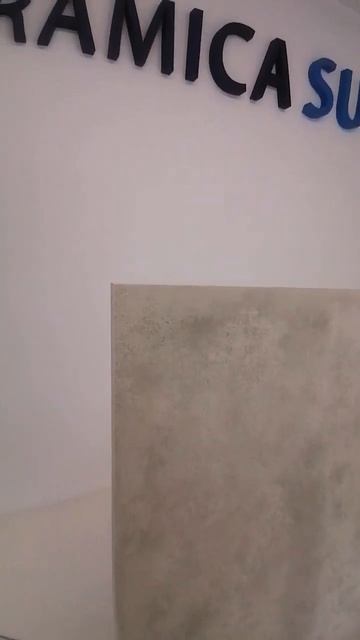 Pavimento effetto cemento 90 x 90 cm. Gres porcellanato rettificato