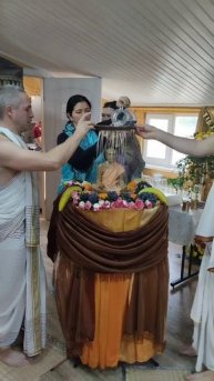 Праздник перерождение