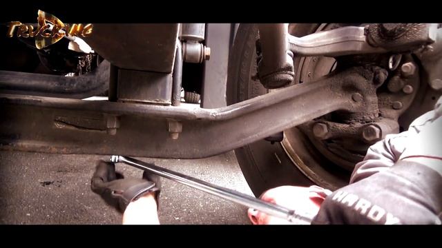 Squeaking noise under hood, U-Bolts loose