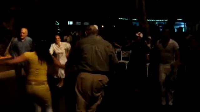 Salsa rueda de casino by some elders of La Havana in club 1830