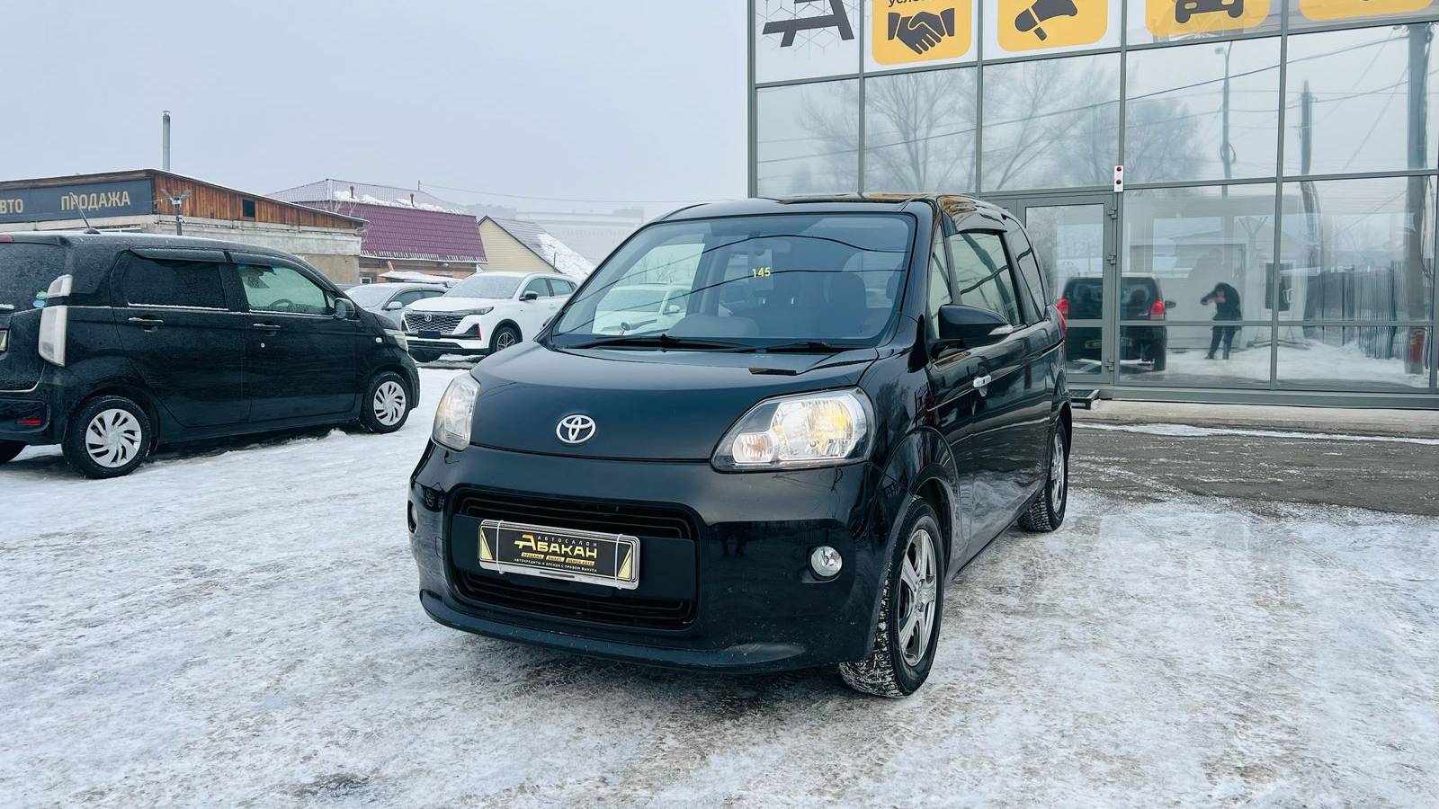 Toyota Porte, 2014 год