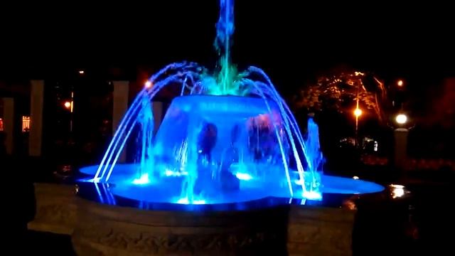 ФОНТАН ЖЕЛАНИЙ - светящийся разноцветный ночной фонтан