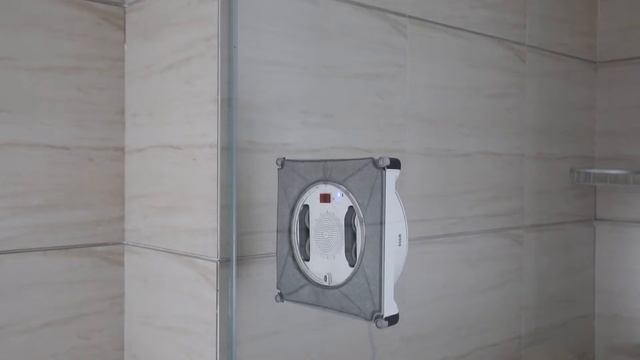 產品介紹 - Ecovacs自動抹窗機械人 W950