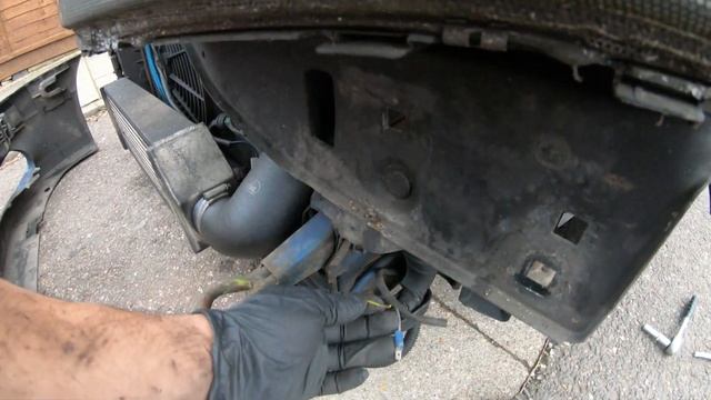 RETRO FITTING FOG LIGHTS TO THE DAILY