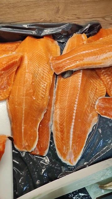 Готовиться к запеканию на мангале#рекомендации #sushi #fish #Мангал#гриль#люблю