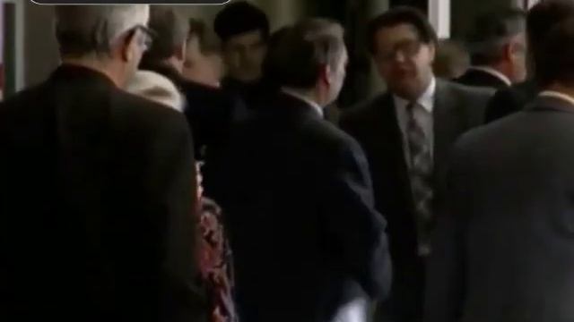 «Мы сами себе организовали политический кризис». Депутаты о провале импичмента Ельцина. 1999 год.