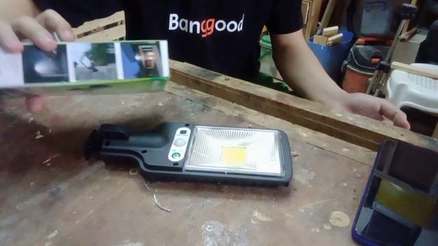 Banggood Solar Street Lamp Review